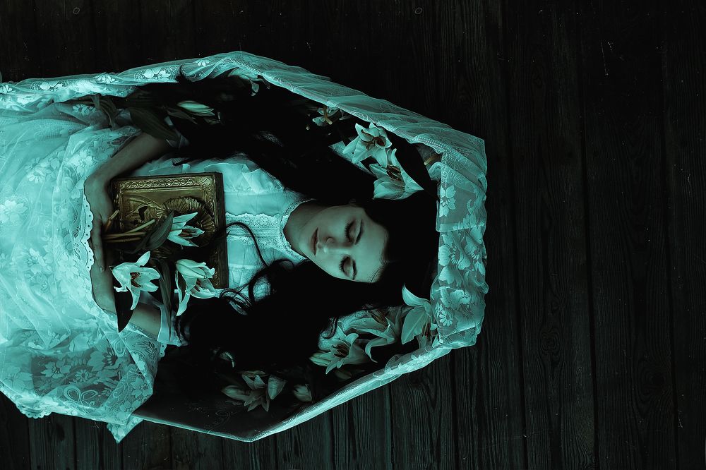 Панночка померла