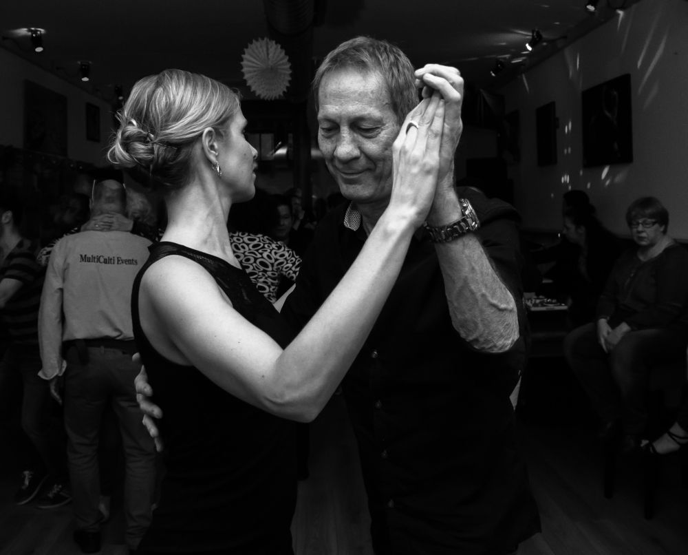 Bailando