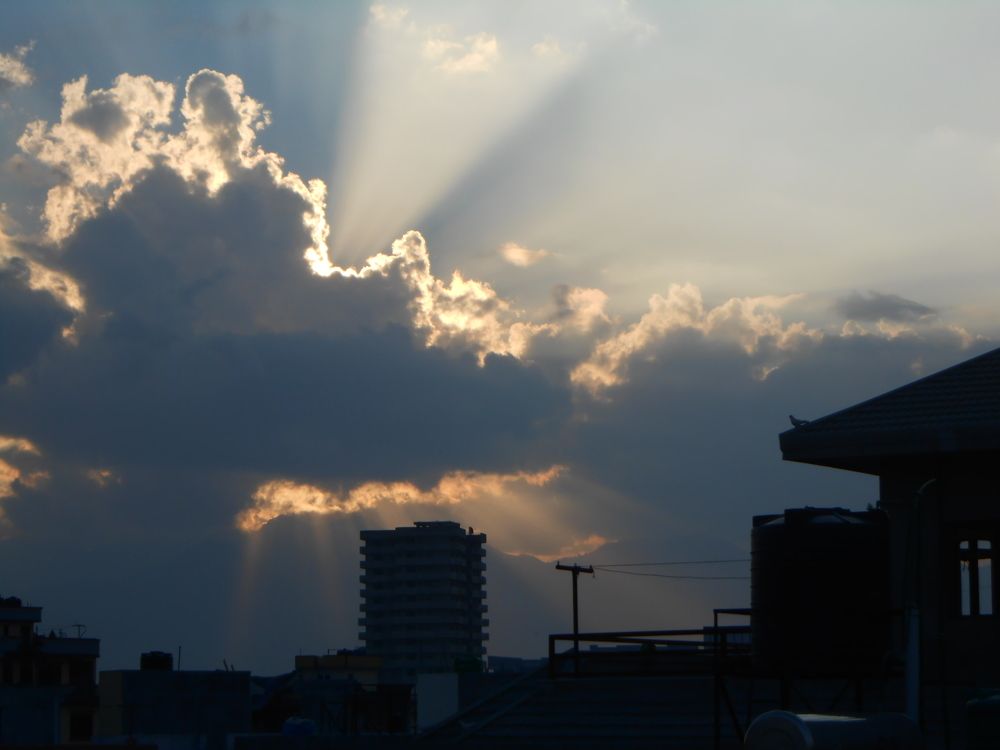 Rays above the clouds