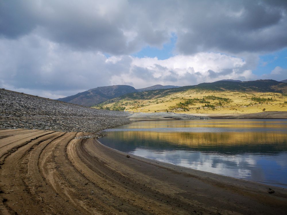 Болгария, язовир Доспат