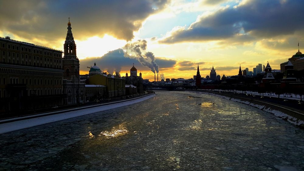 Москва-река на закате