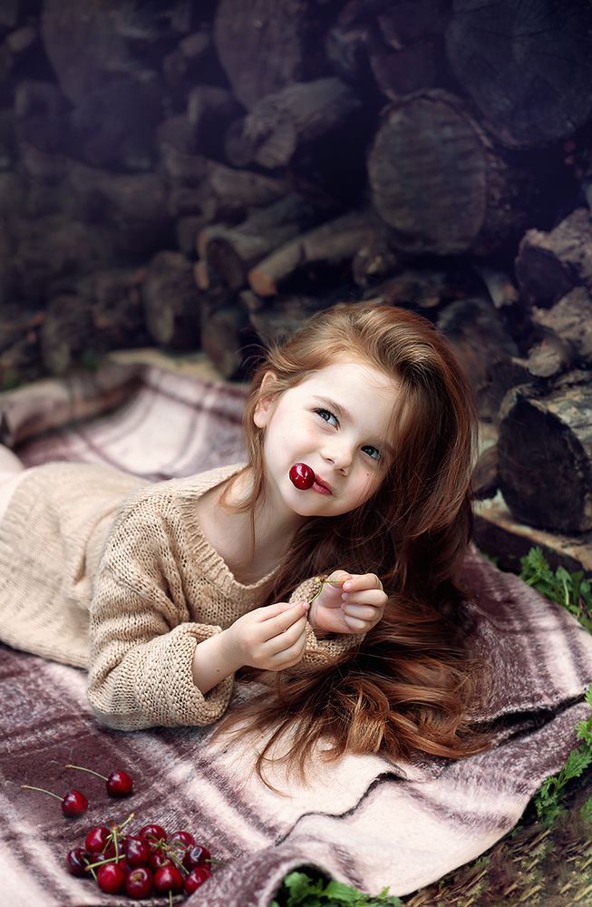 Девочка с Черешней!