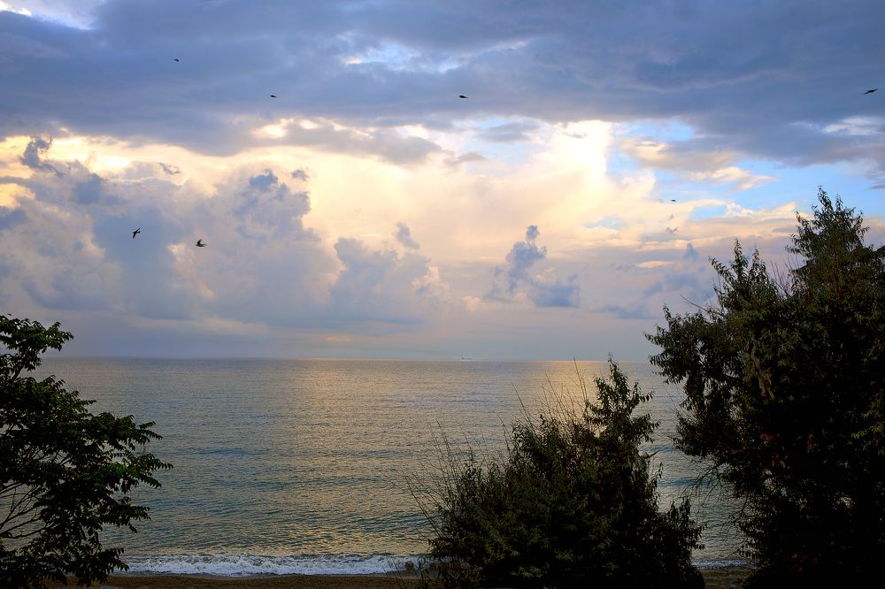 Закат после грозы