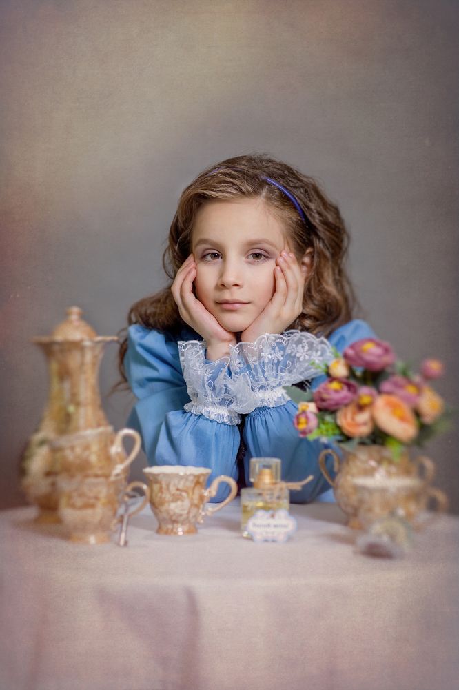 По мотивам сказки "Алиса в стране чудес"