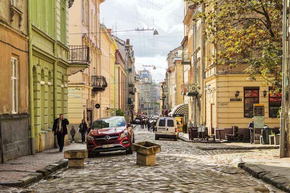 по улицам Львова