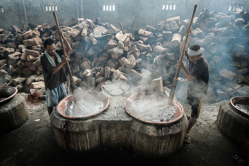 The Making of Dodol Cake