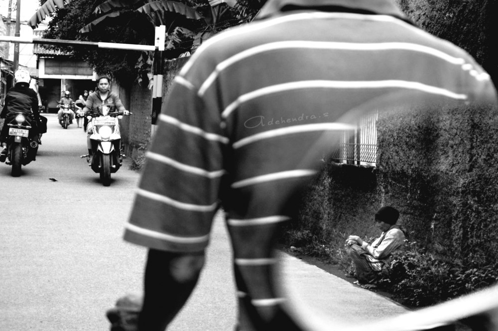 the street and her sadness