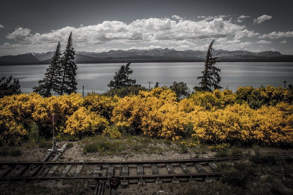 past yellow