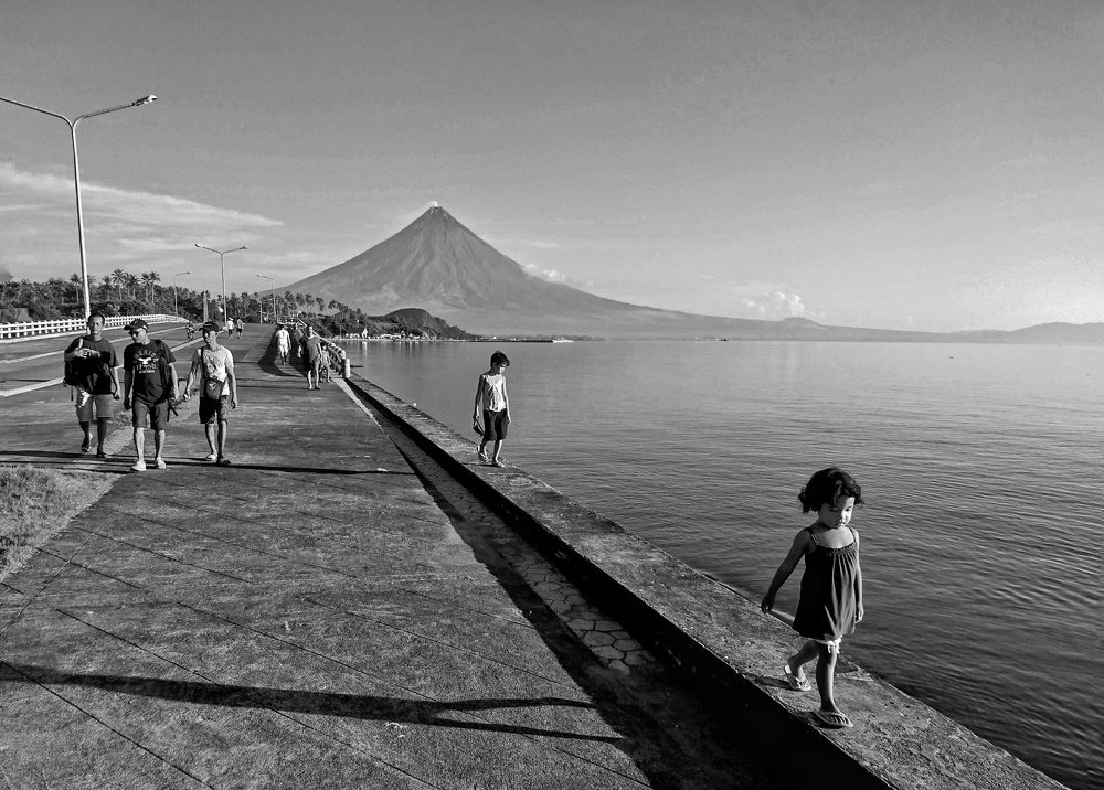 Bay Walk