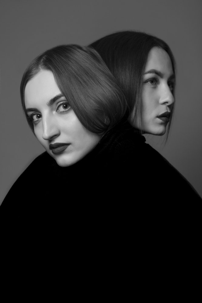 Яна и Катя !