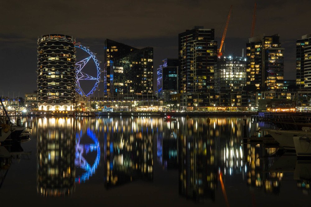 Ночные отражения