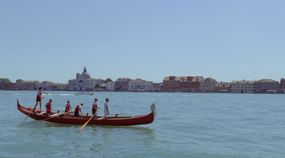 Перед гонкой.