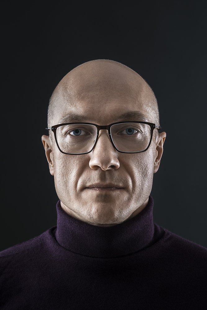 Пластический хирург