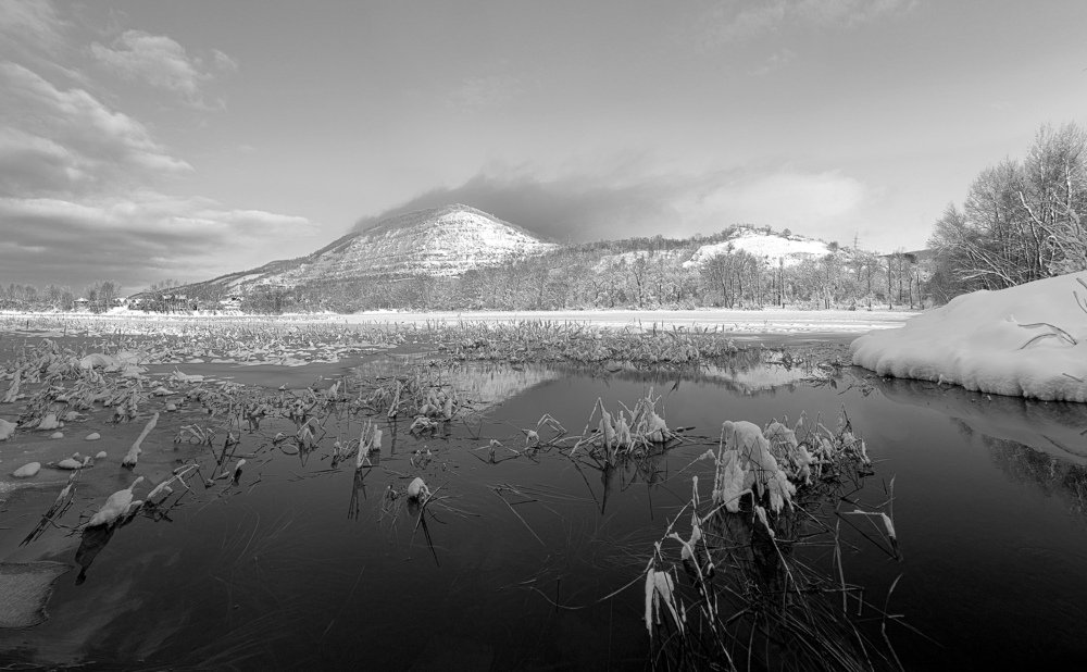 Изображая вулкан