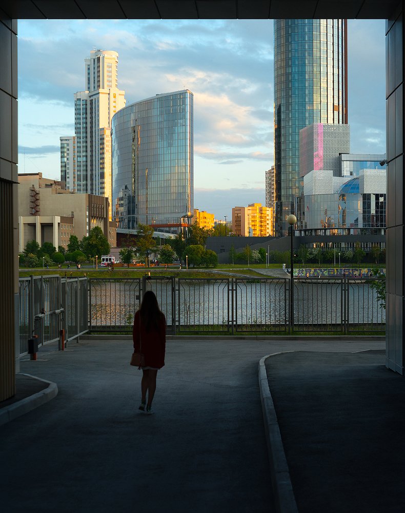 Прохладные дворы солнечного центра