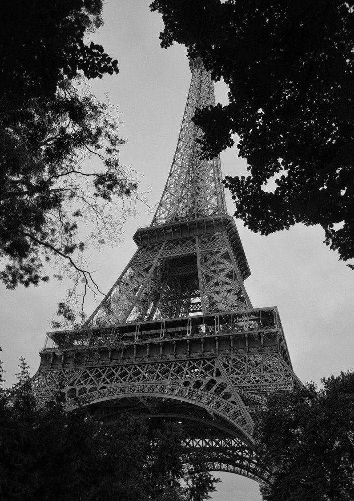 силуэт башни