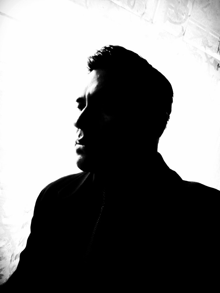 La sombra que habita en mi