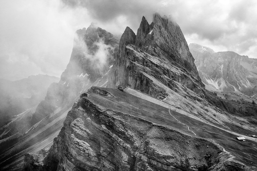 Photograph by Genya Atin