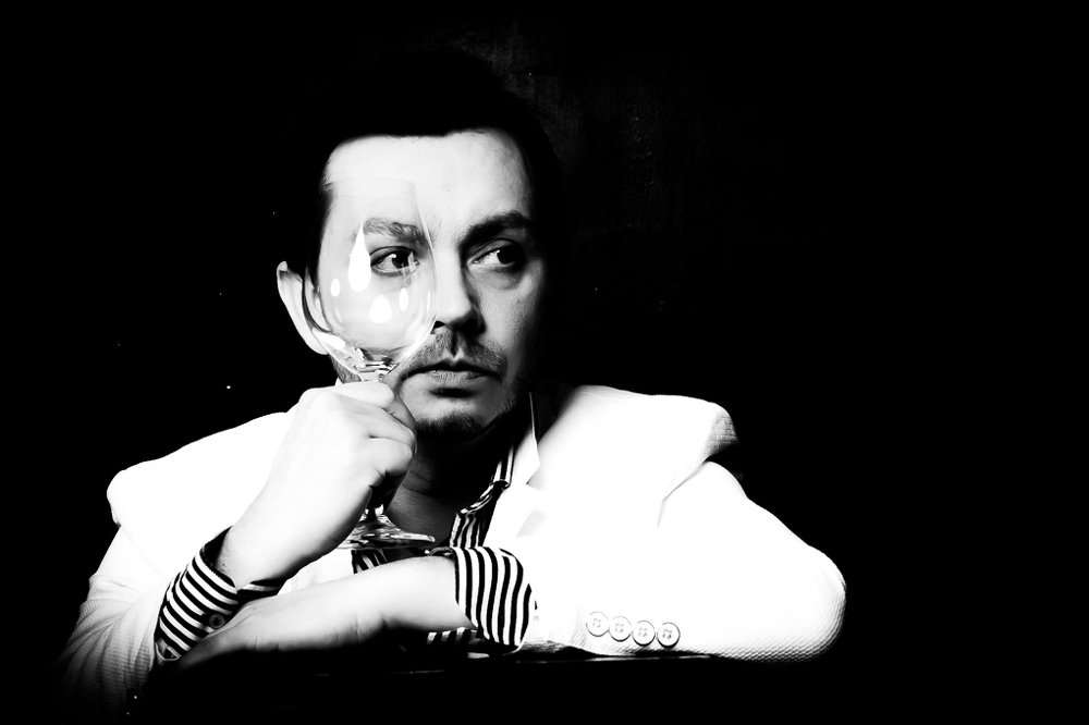 Взгляд сквозь стекло