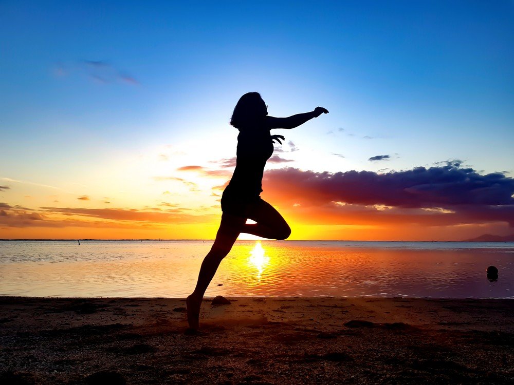 Sunset -- like a statue