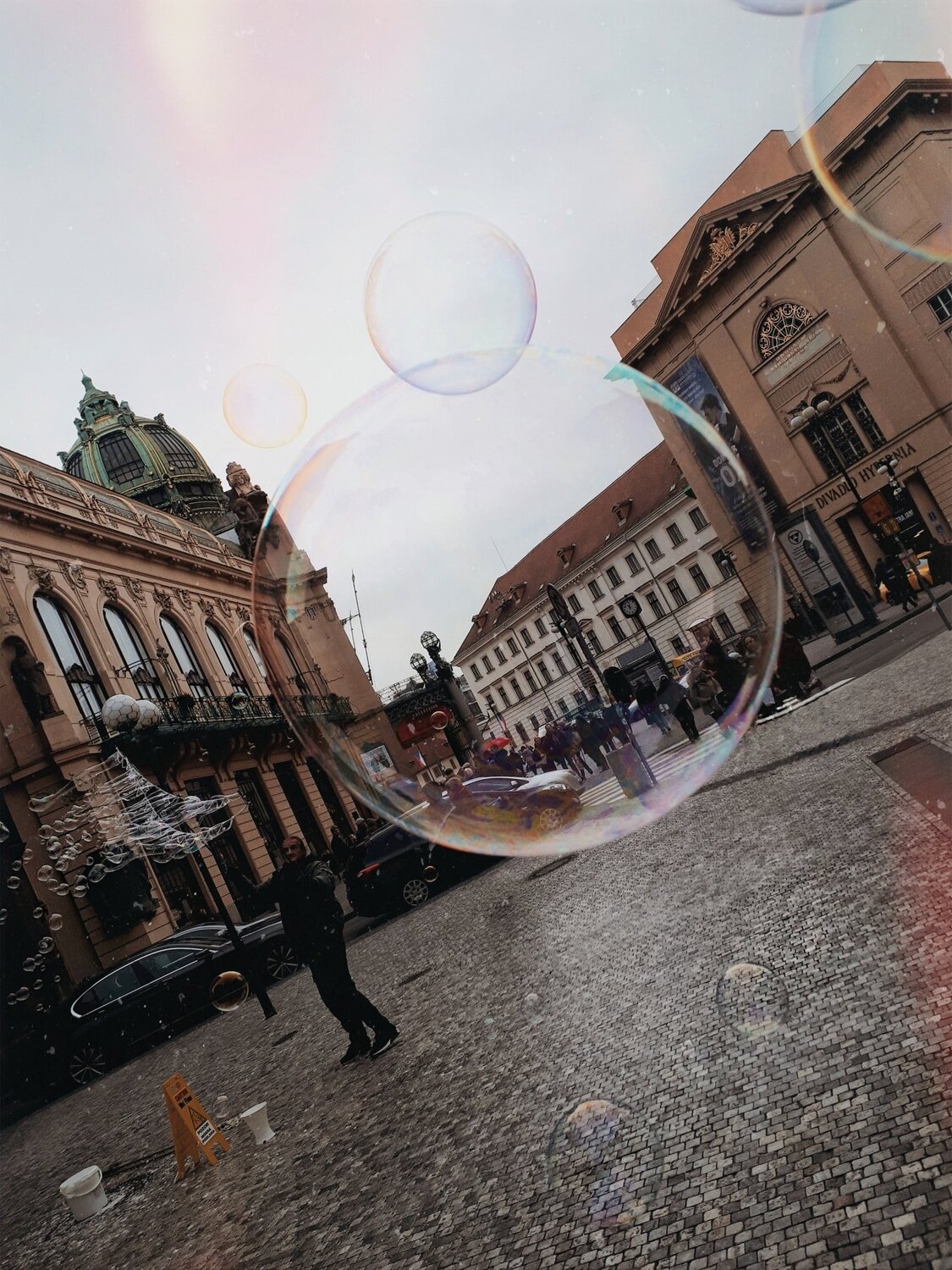 Through the prism of a soap bubble
