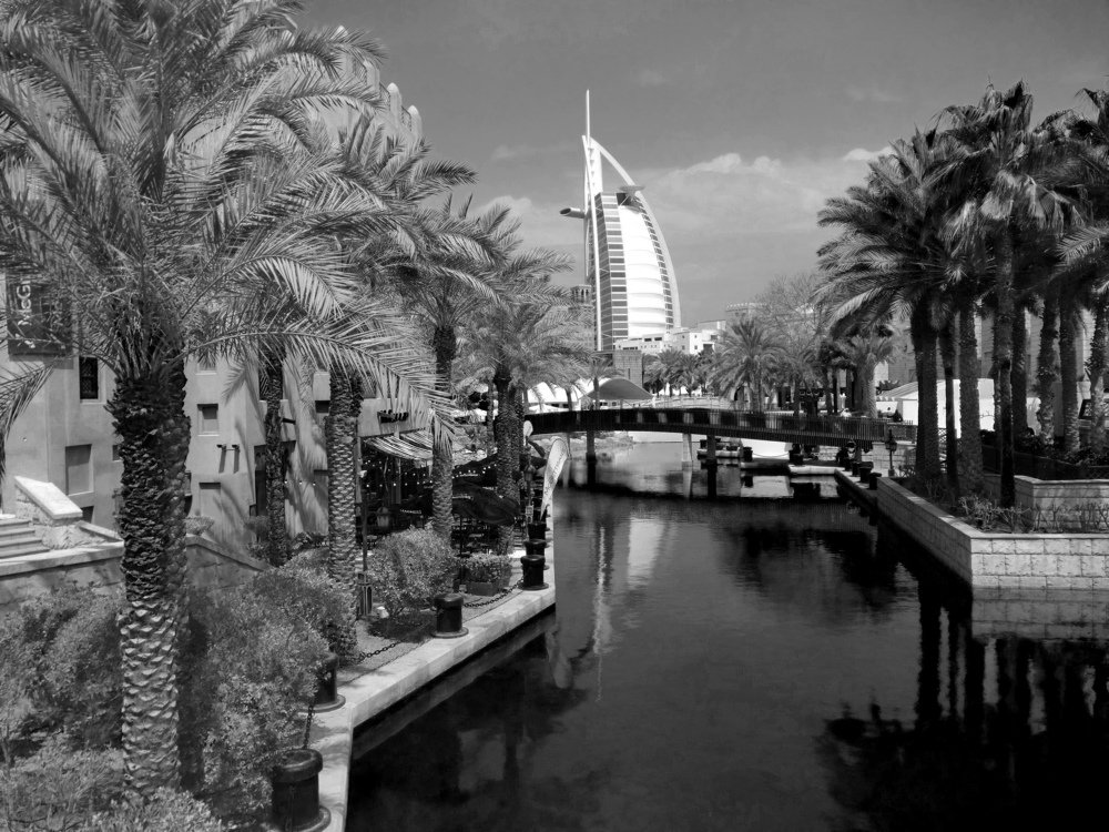 Al-Madinat Jumeirah B&W