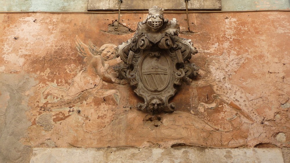 A door detail in Kotor