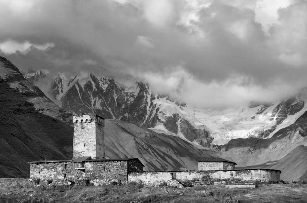 Ушгули, храм в горах.