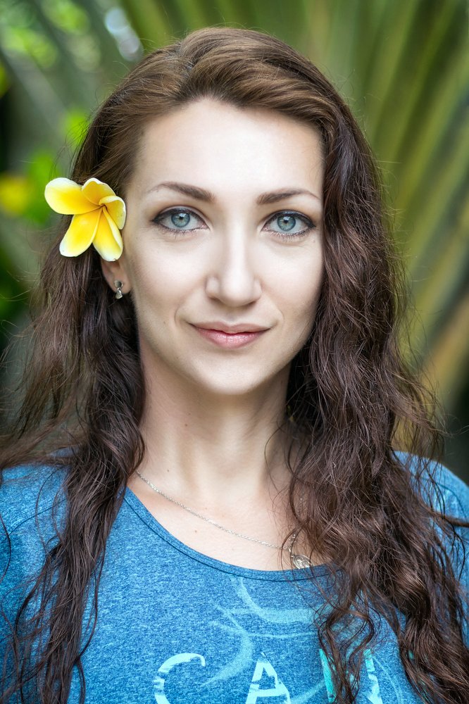 Ирина Михайловна и цветок