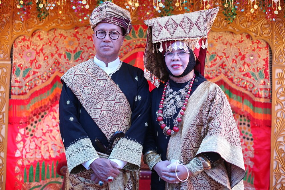 Datuak with his beloved wife