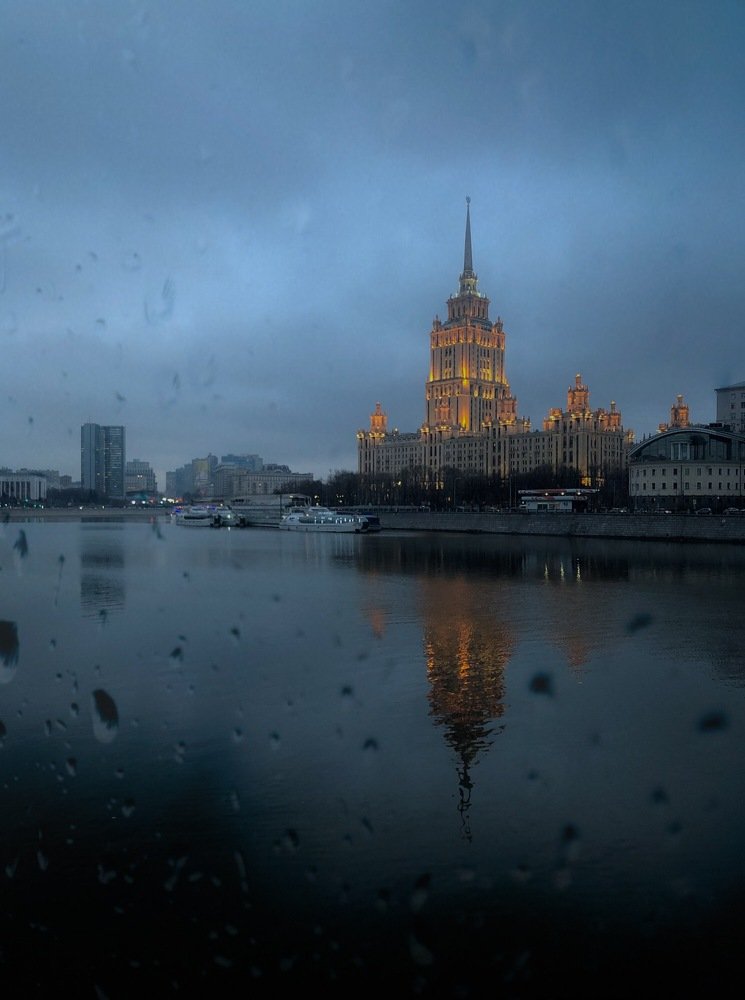 Московская весна