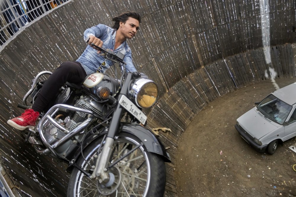 Wall of death - Game of life n Death