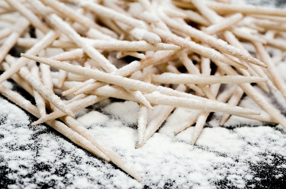 Занесло, засыпало мукою...