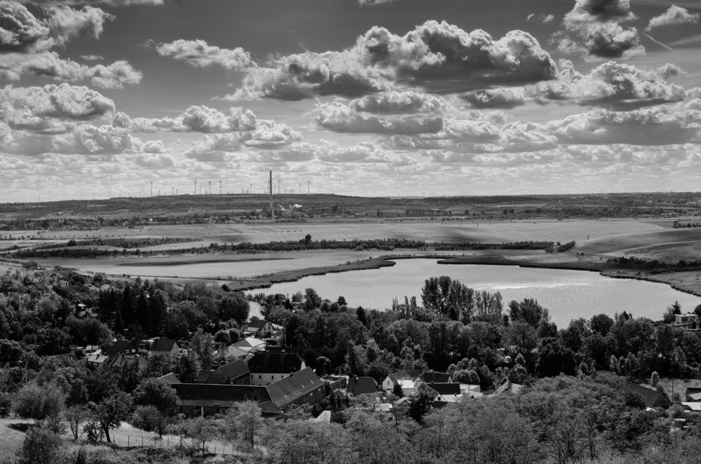 Затишье перед дождем.