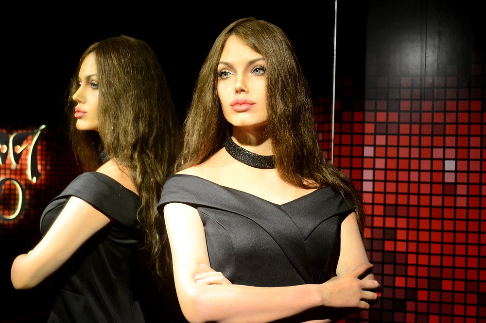 Duplicate Reflection