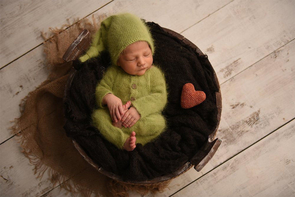 Спящий гном