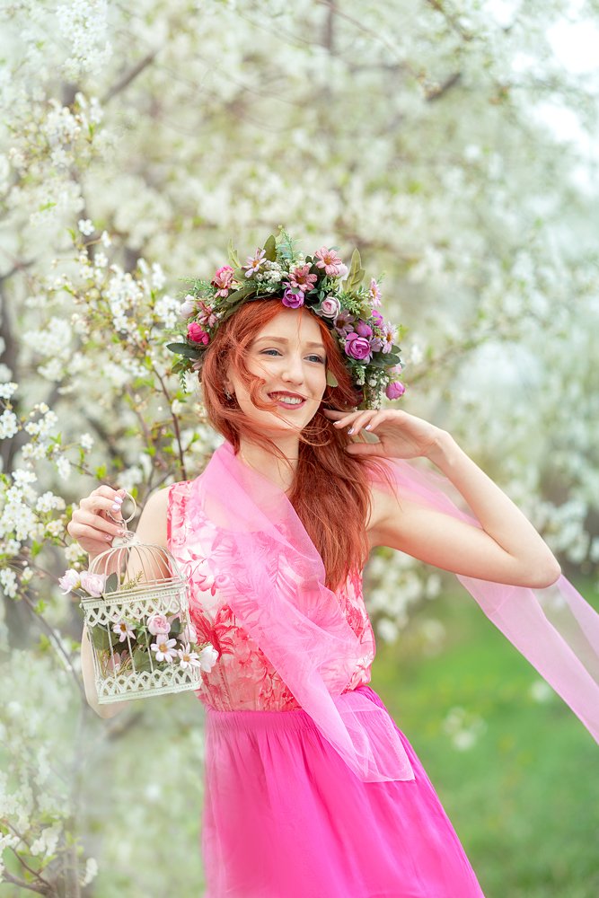 Девушка-весна