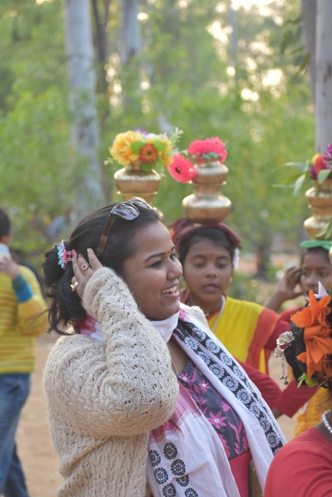 Smily girl of dancing song