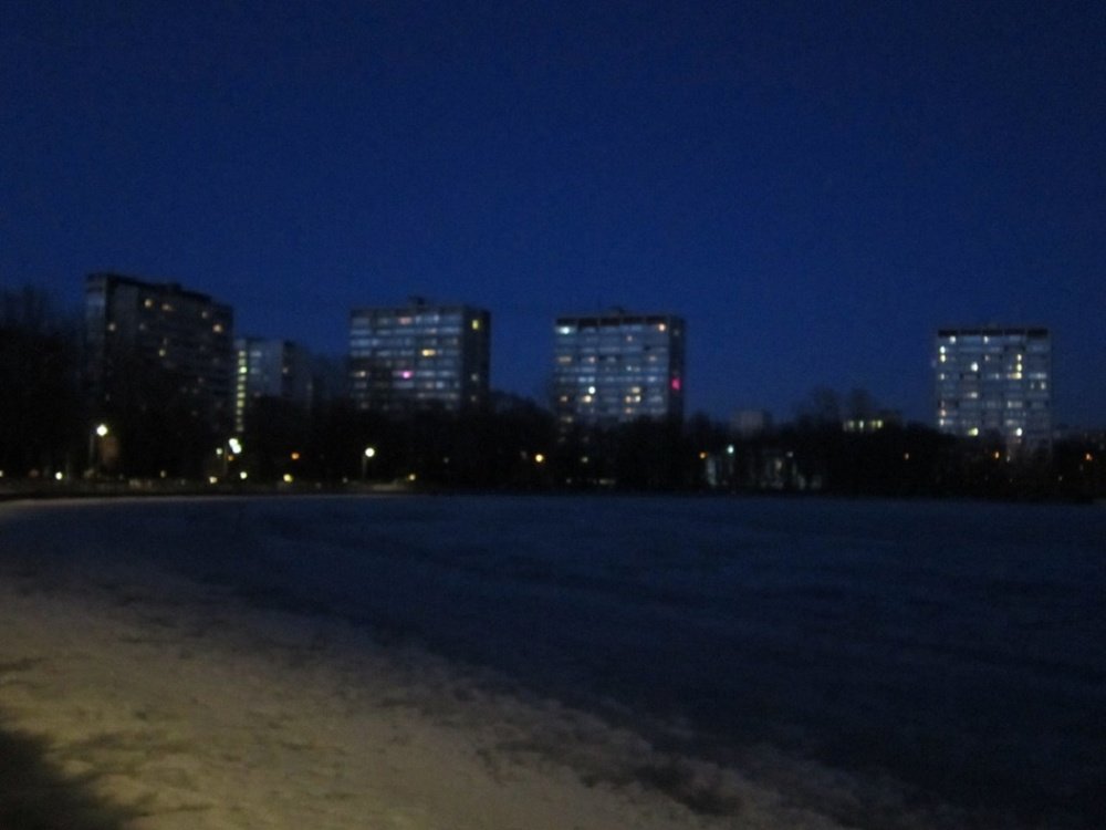 Вечер в спальном районе