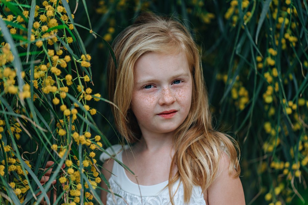 Девочка веснушка