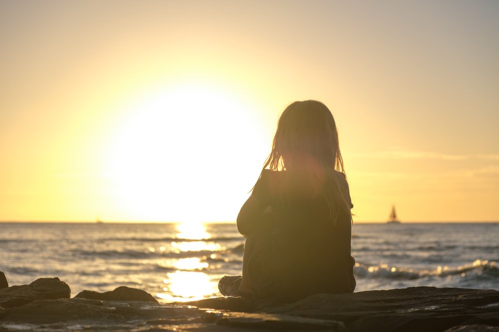 Девочка и море