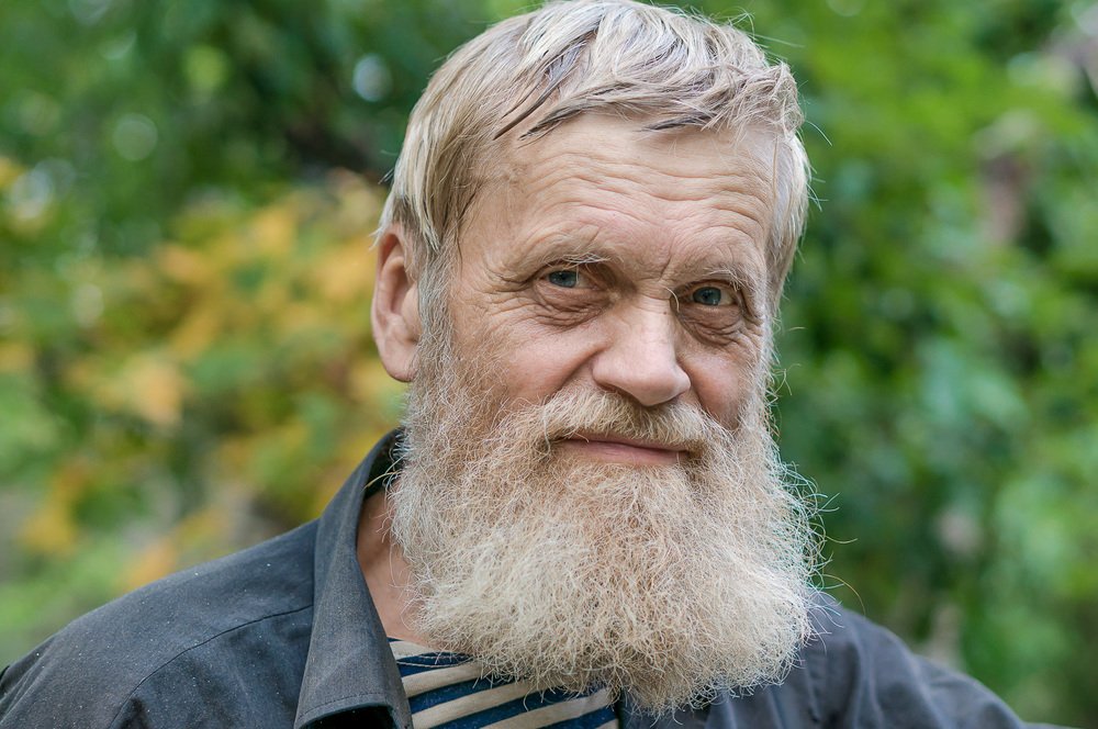 Старый пчеловод.