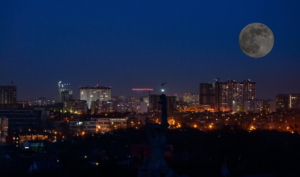 Красивый город, Ростовом-на-Дону зовется он