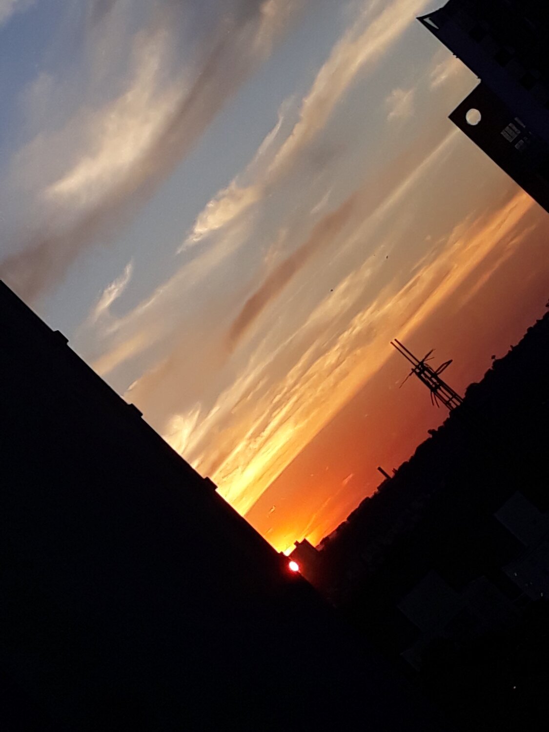 Simetrico Sunset