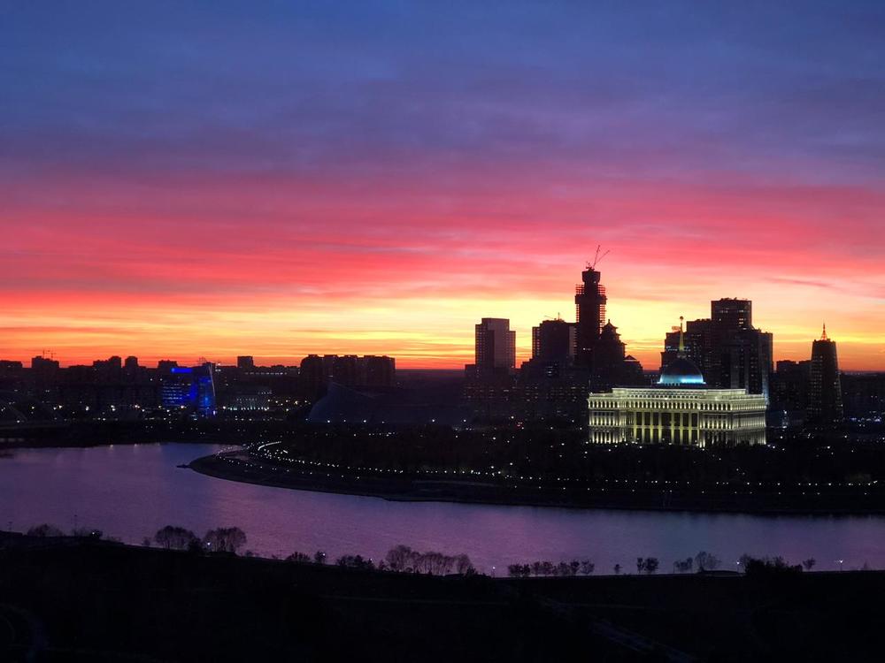 Астана - на закате дня