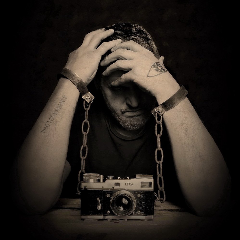 Скованные одной цепью.