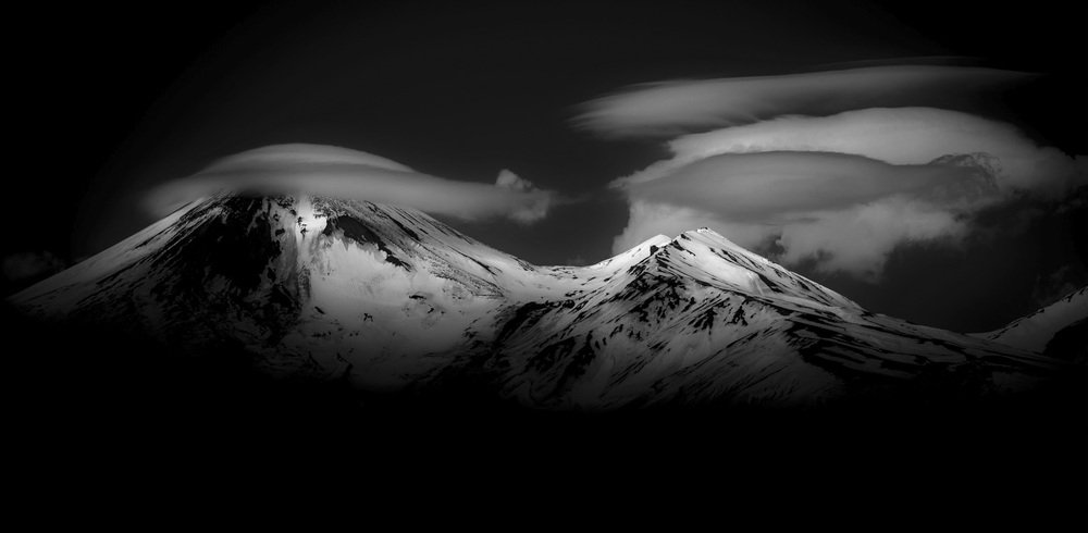 вулкан  Авачинский .