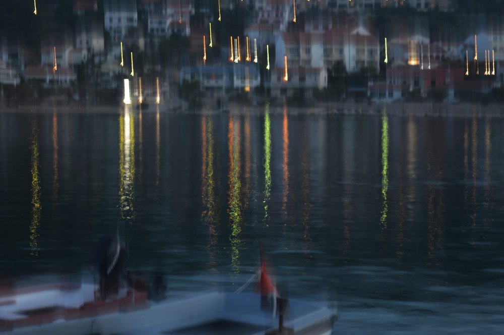 В стиле импрессионизма.