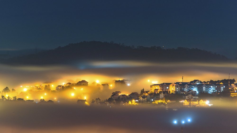 The night mist