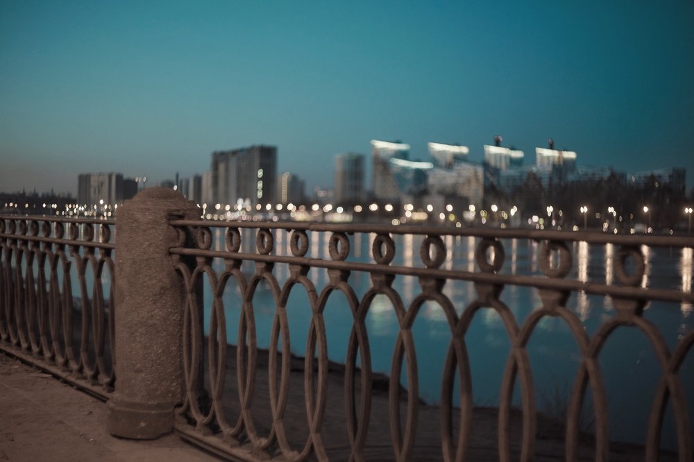 Невские огни